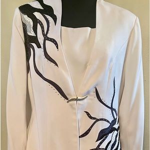 White 2pc suit